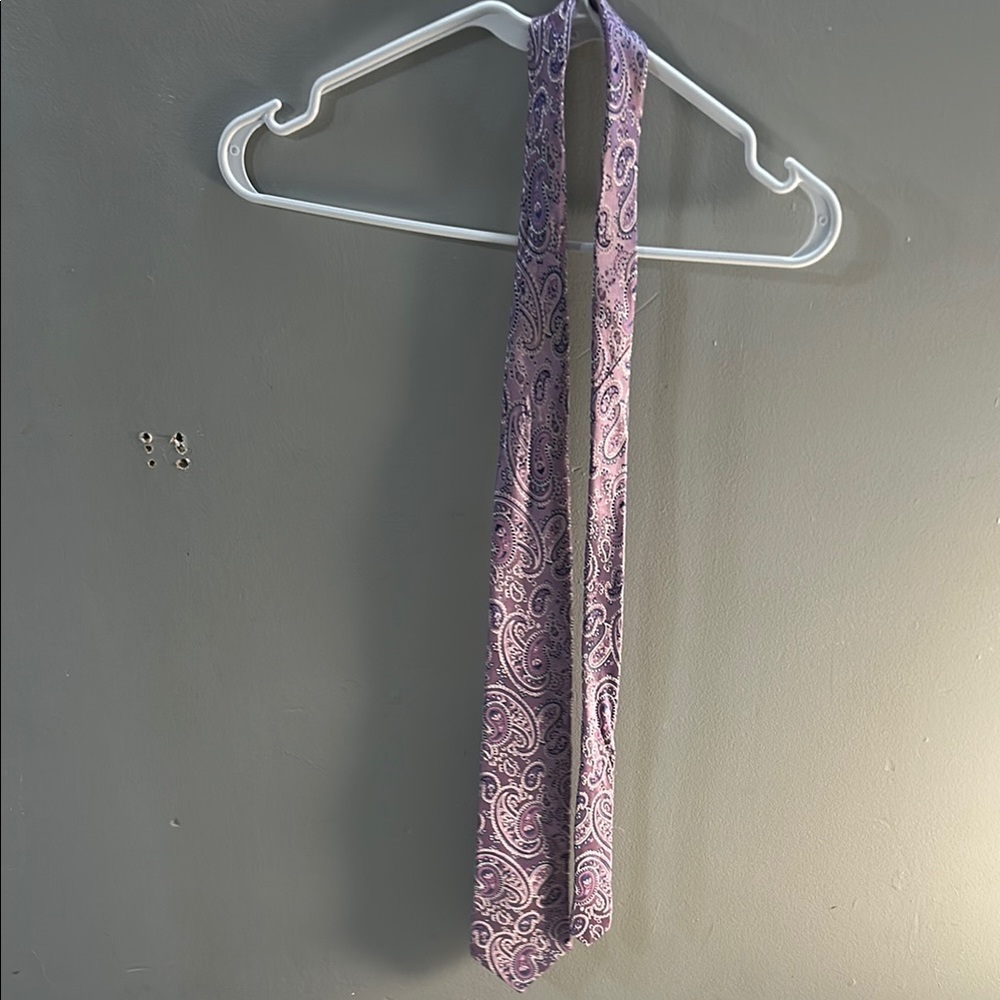 Purple Paisley Men's Tie